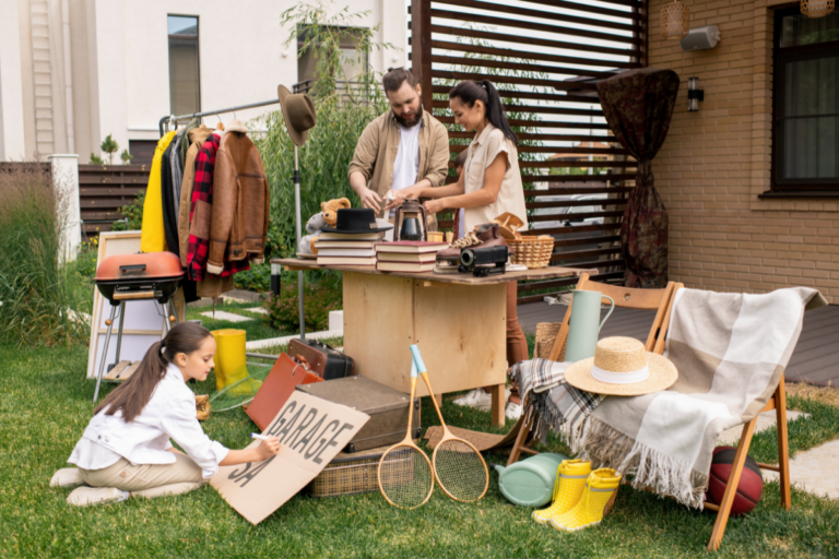 Organisation vide grenier Stocker Ranger